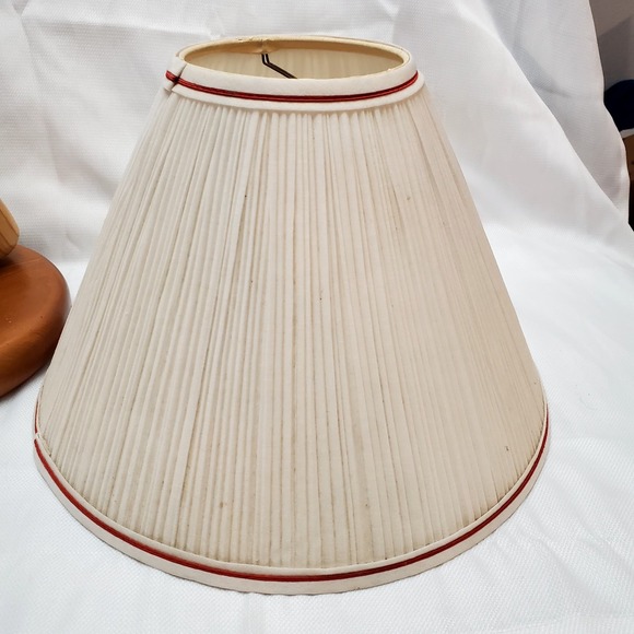 Vintage "Champro" ◇ Baseball Themed Table Lamp & Shade ◇ Triple Bats & Baseball - Picture 6 of 8